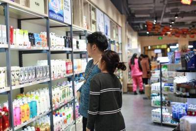 跨境電商深圳U海淘進(jìn)口商品加盟020體驗(yàn)店輕松賺錢